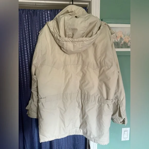 London Fog Men's Ivory Hooded Lined Warm Jacket 40 Reg (S-M) Windbreaker Pockets